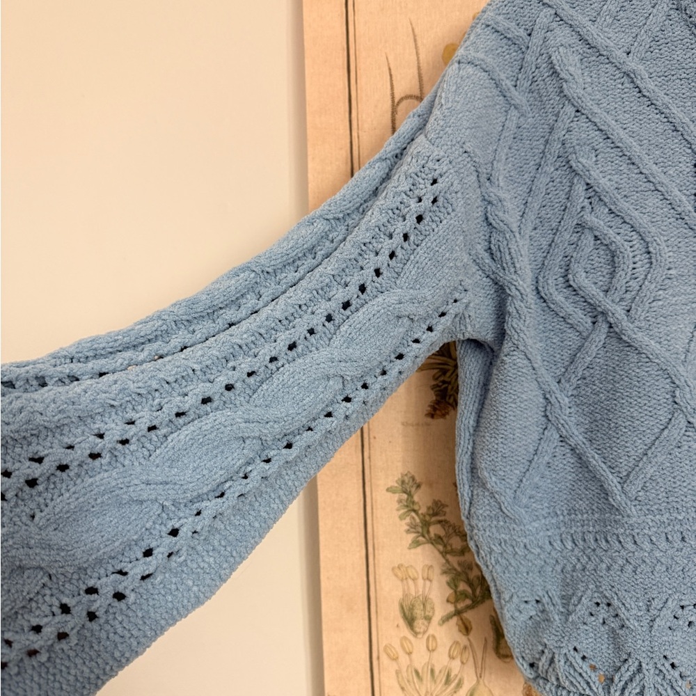 Derek heart baby blue chenille cropped cable knit sweater - Picture 2 of 6